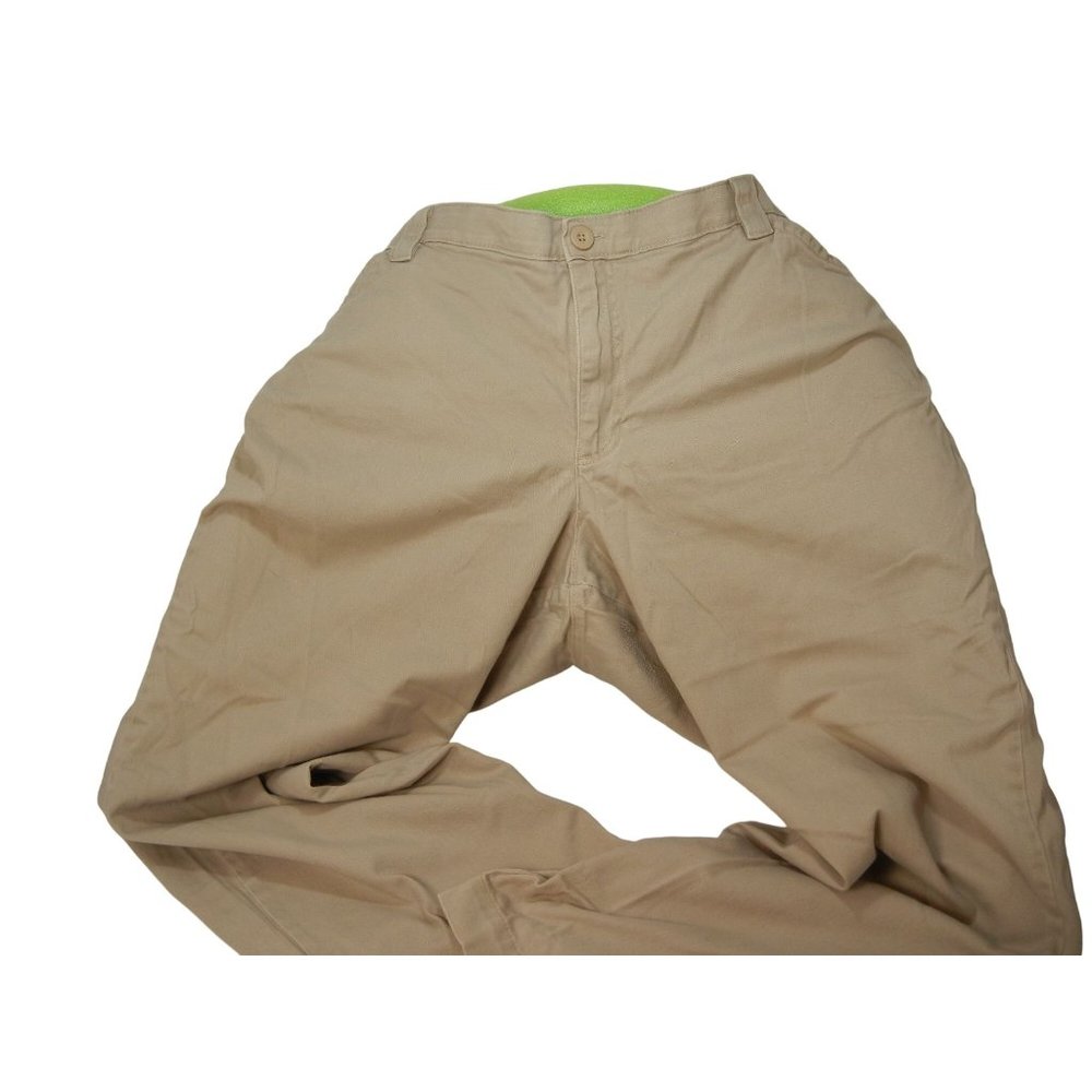 Lee riders chinos Women's 18 short, no stains or holes, gently used